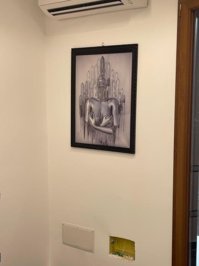 Lux House Naples Airport Hotel ภายนอก รูปภาพ