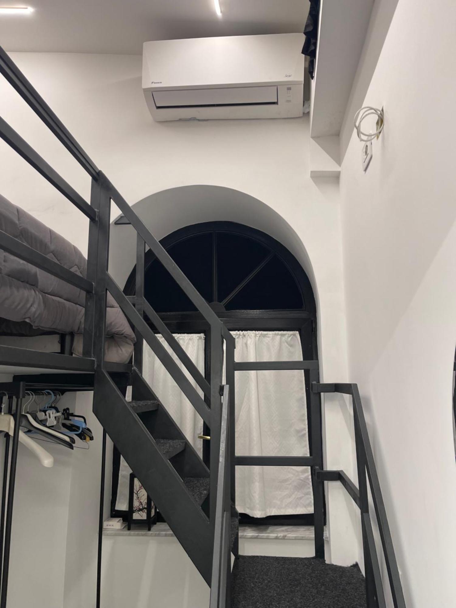 Lux House Naples Airport Hotel ภายนอก รูปภาพ